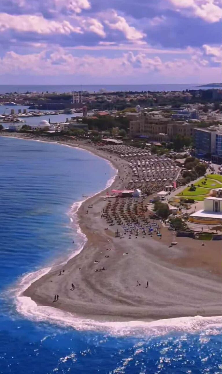 Τουρισμός: Υποχωρεί σταδιακά η «κυριαρχία» του καλοκαιριού. Περισσότερα έσοδα μεταφέρονται στην άνοιξη και στο φθινόπωρο