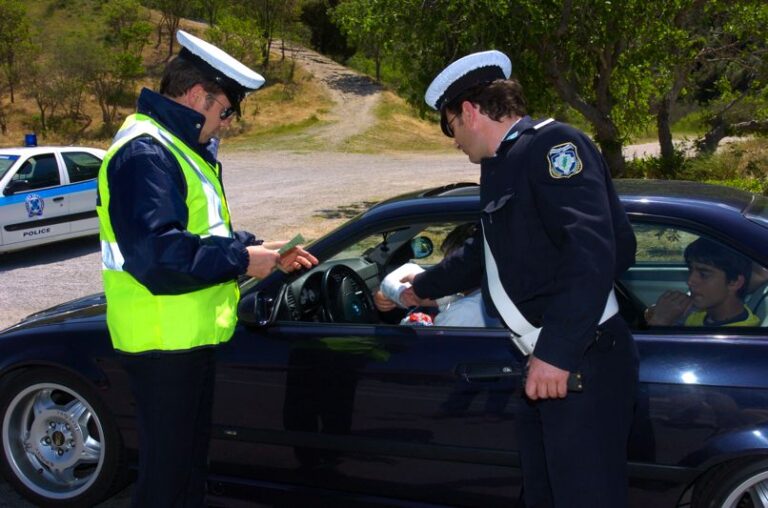 Αλκοτέστ και στους πεζούς – Τι ισχύει πραγματικά στην Ελλάδα