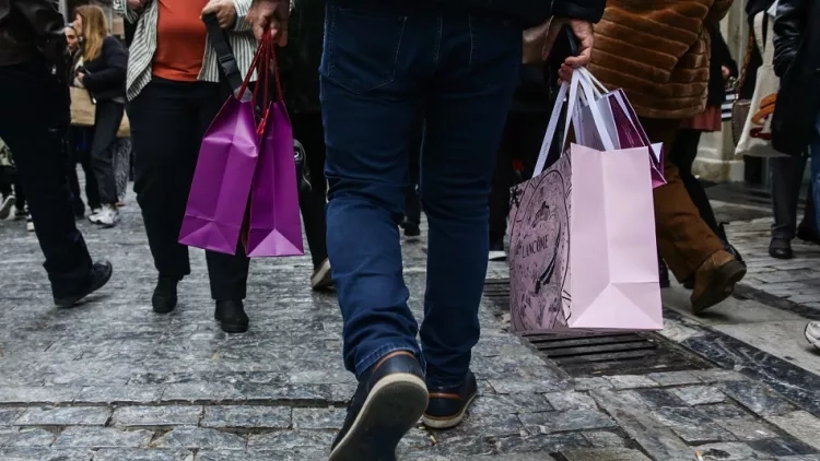 Οικονομικό κλίμα: Υποχώρηση για τις ΜμΕ στο α’ εξάμηνο – «Βαρίδι» το λειτουργικό κόστος