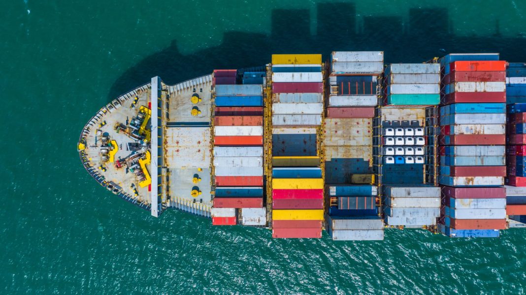 Με δύο ταχύτητες η αγορά των containers