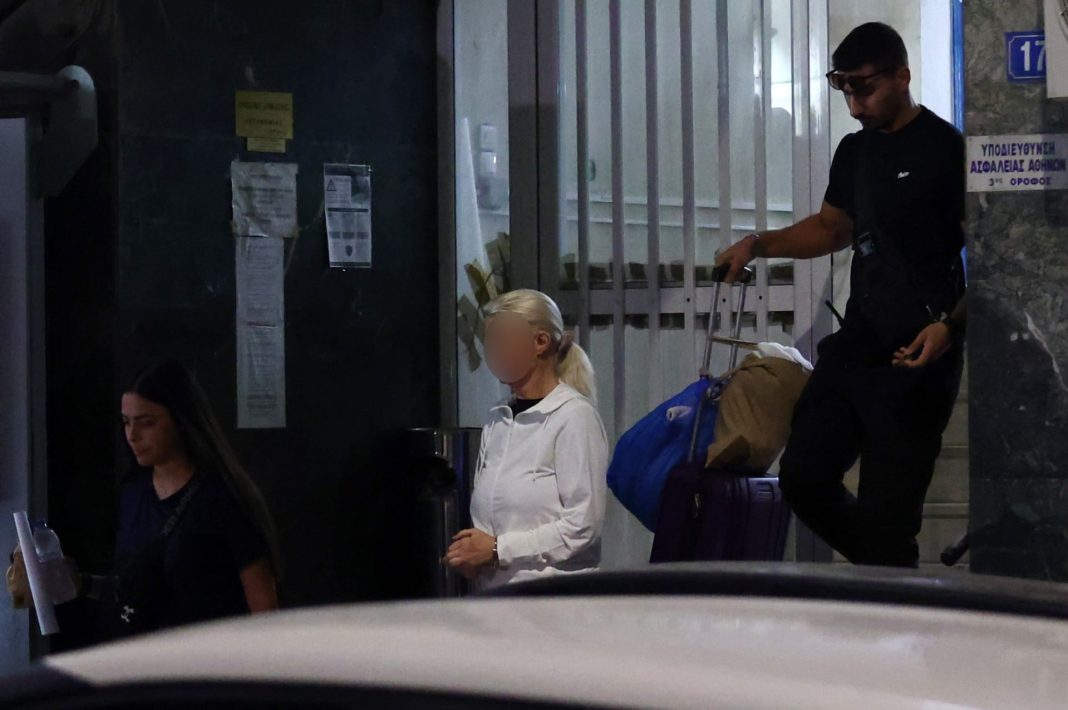 Θάνατος Μαζωνάκη: Μόνοι σε ειδικά κελιά οι δύο γιατροί – Καταθέτει τη Δευτέρα ο υπνοθεραπευτής, τι και ποιοι μπαίνουν στο κάδρο