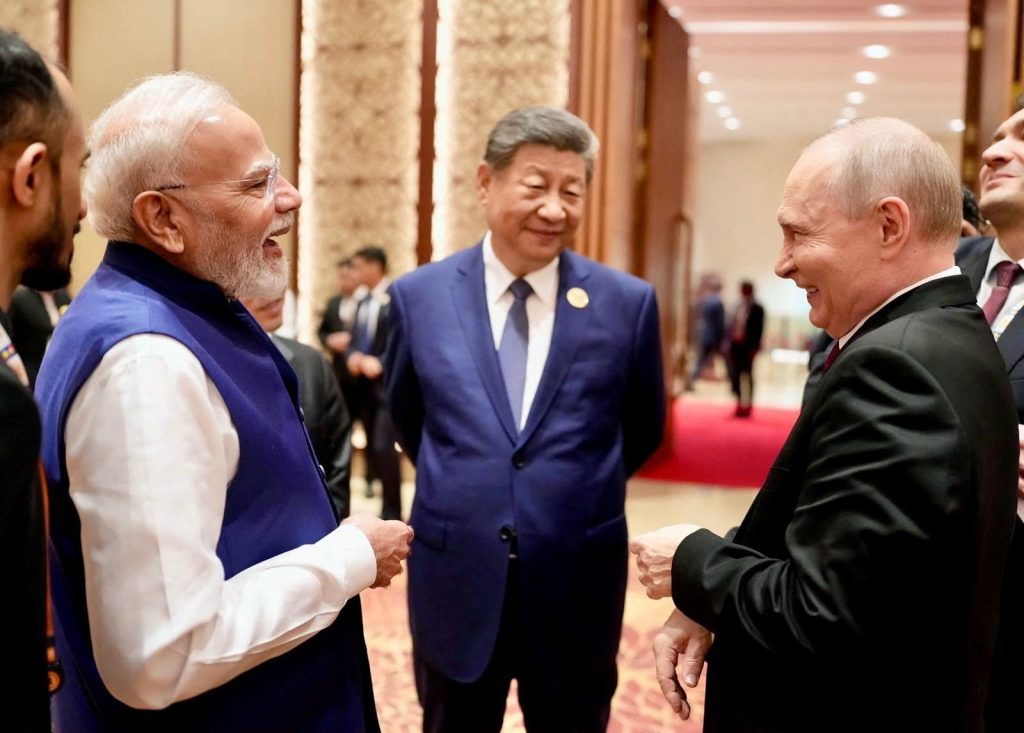 BRICS: Σι και Μόντι είπαν στον Πούτιν πως θέλουν να βοηθήσουν στον τερματισμό του πολέμου στην Ουκρανία