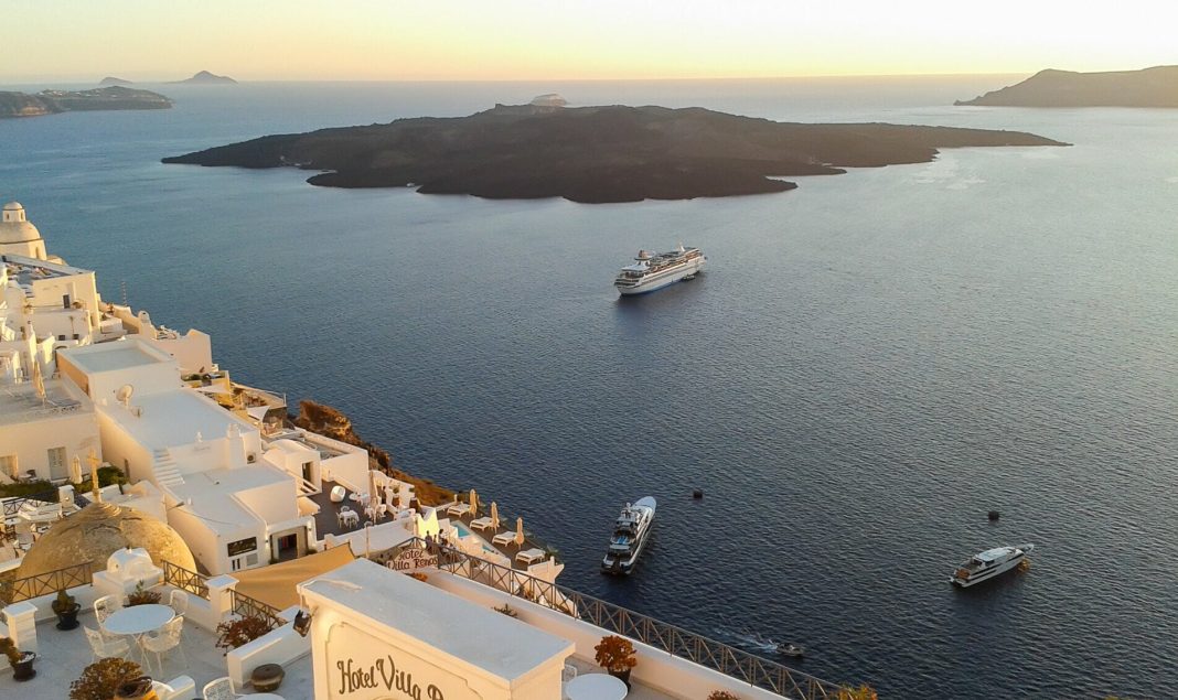 Greece’s cruise sector faces higher port fees, lack of national strategy