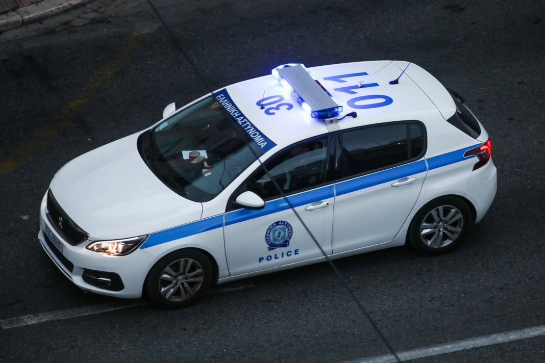 Χειροπέδες σε 33χρονη και 49χρονο μετά από αγοραπωλησία ηρωίνης στον Εύοσμο Θεσσαλονίκης