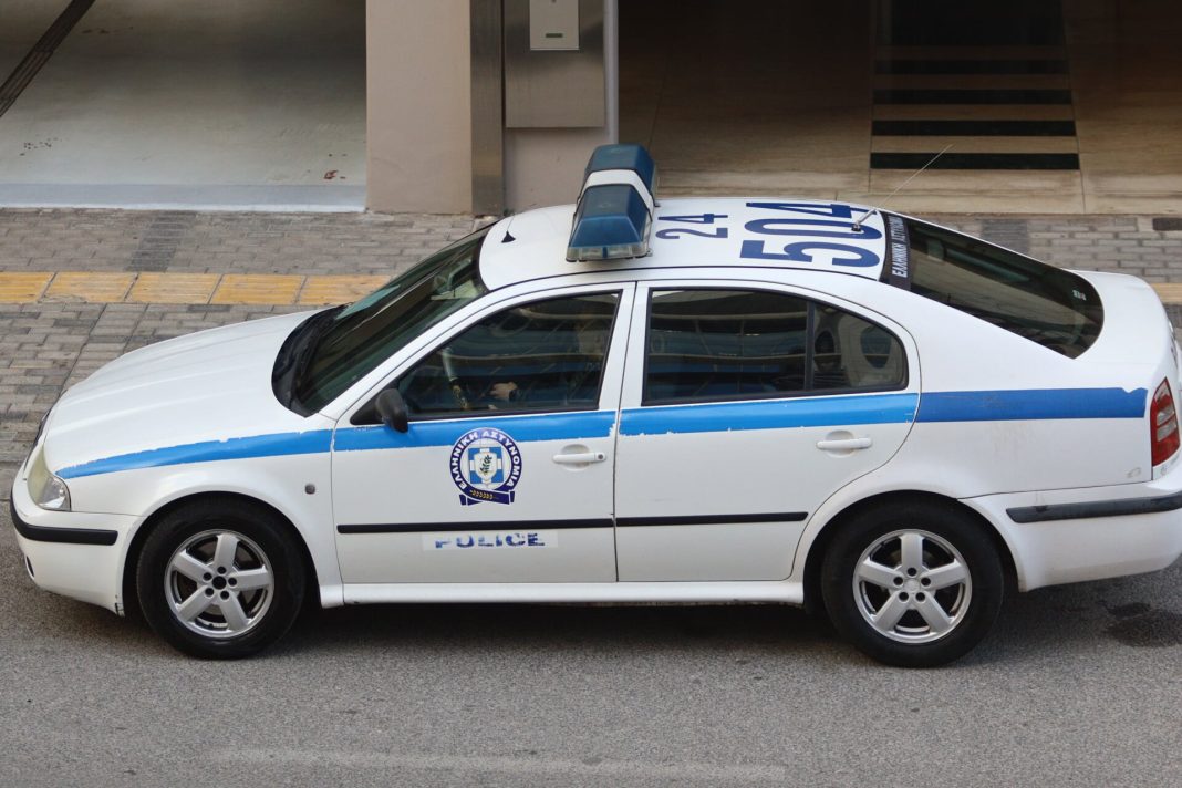Ελευσίνα: Ταυτοποιήθηκαν και αναζητούνται οι δράστες της επίθεσης με μαχαίρι σε 32χρονο – Φέρονται να ανήκουν στον ακροδεξιό χώρο