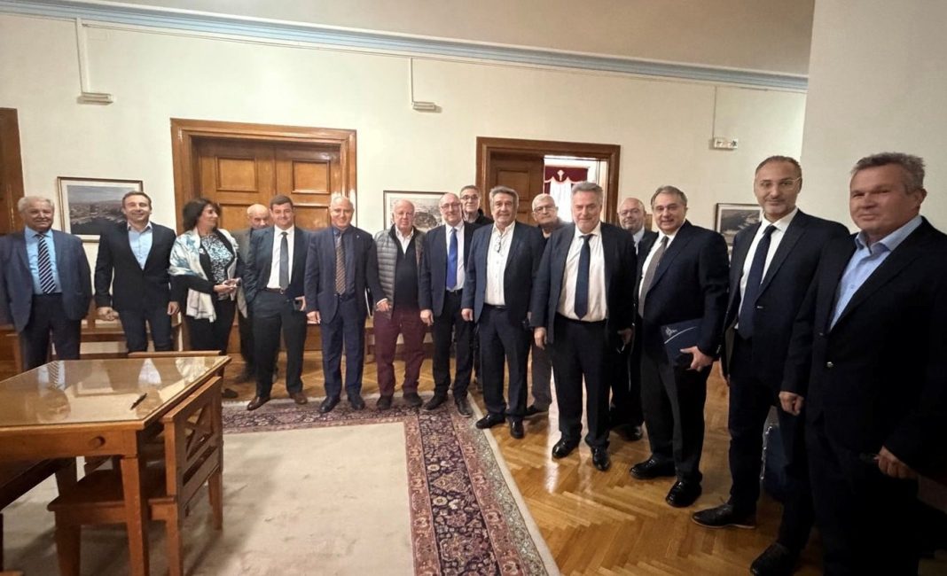 Piraeus Port Authority and Chamber of Commerce and Industry focus on the port’s future