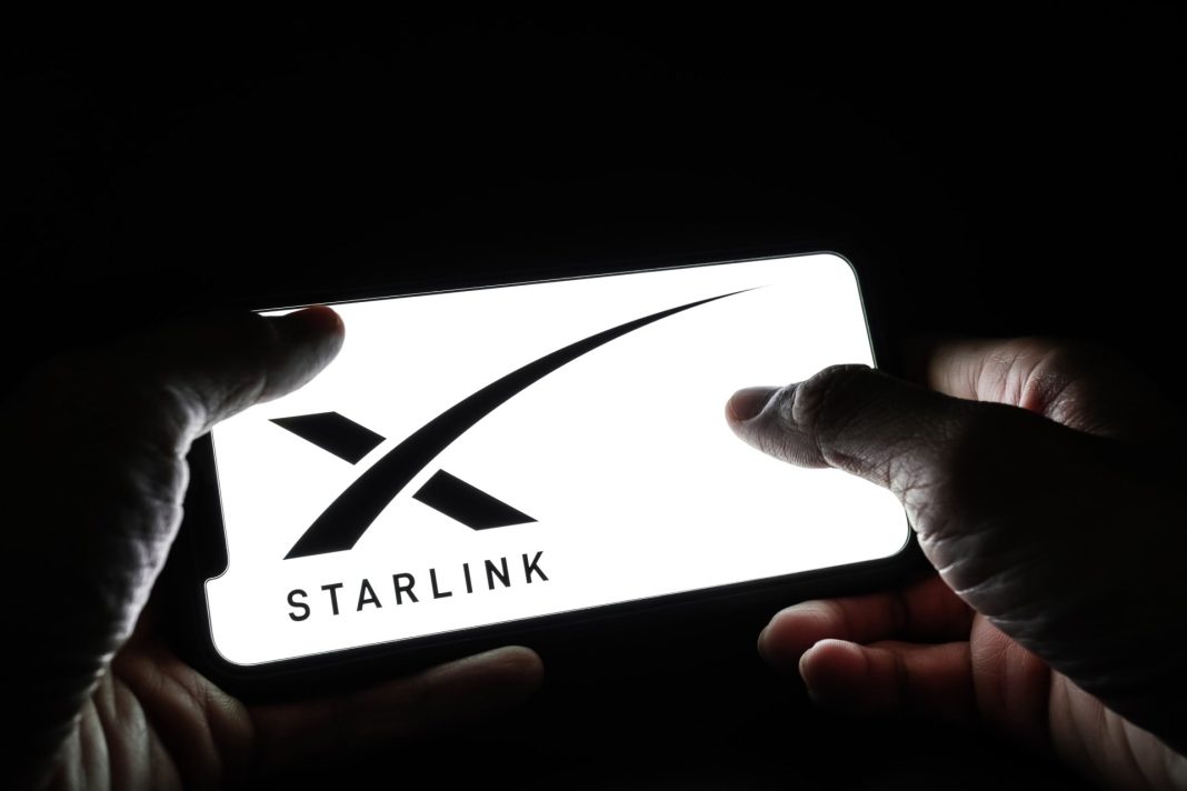 Ουκρανία: Βελτιώθηκε η σύνδεση με το Starlink – Ο Μασκ δείχνει την αμερικανική κυβέρνηση για τους περιορισμούς