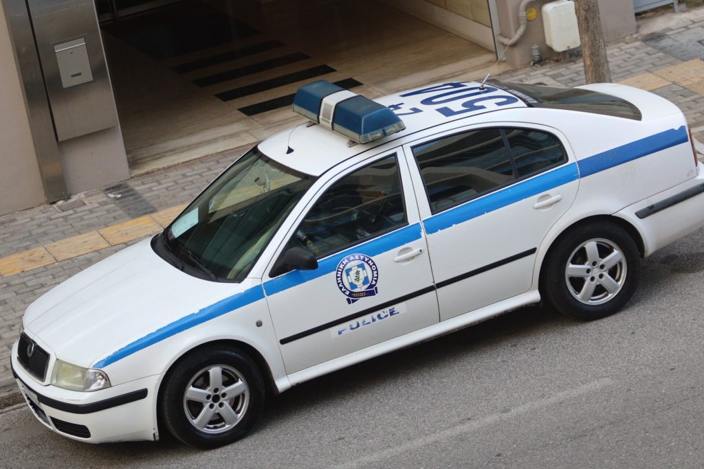 Θεσσαλονίκη: Αναστάτωση από πτώση σοβάδων από μπαλκόνι στη λεωφόρο Νίκης
