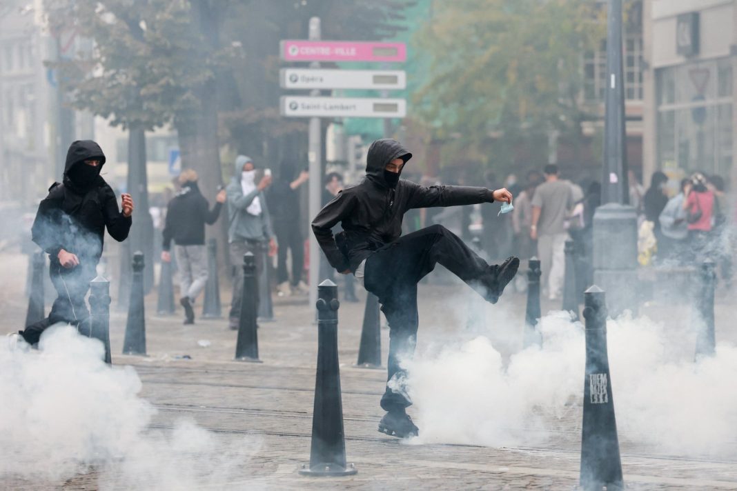 Βέλγιο: Φοιτητικές διαδηλώσεις, εμπνευσμένες από τις κινητοποιήσεις στη Γαλλία (Βίντεο & Φωτό)