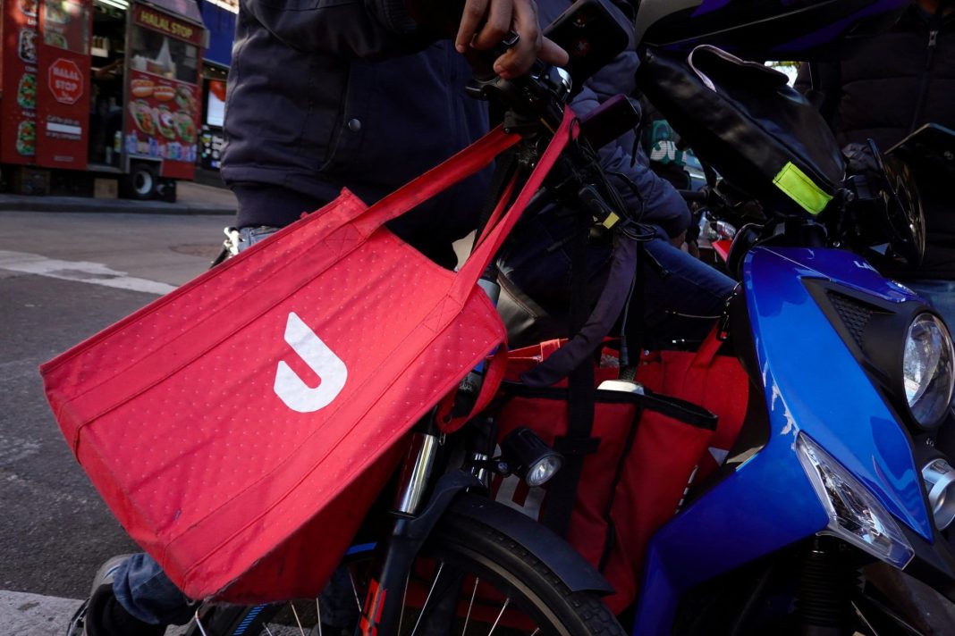 DoorDash: Εξαγοράζει την Instacart έναντι 17 δισ. δολαρίων – Η μεγάλη μάχη για τις παραδόσεις τροφίμων