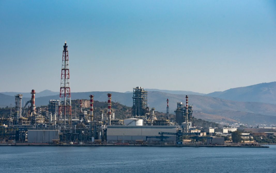 HELLENiQ ENERGY: Έκτακτη έκπτωση 20 λεπτών ανά λίτρο στο πετρέλαιο θέρμανσης