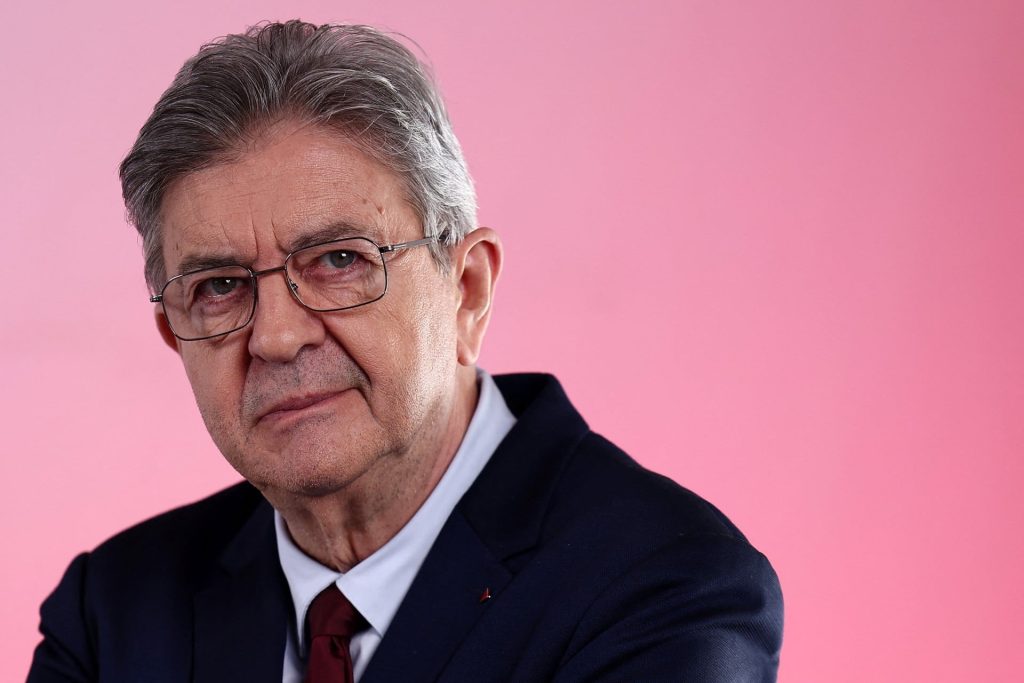 Μελανσόν προς Λεκορνί για «σχέδιο αποσταθεροποίησης»: Αν ο πρωθυπουργός δεν είναι ψεύτης, να τεκμηριώσει την κατηγορία του