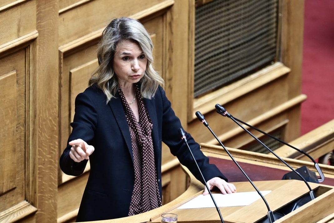 Μ. Αποστολάκη: Επτά χρόνια κυβερνητικής αποτυχίας στο ιδιωτικό χρέος