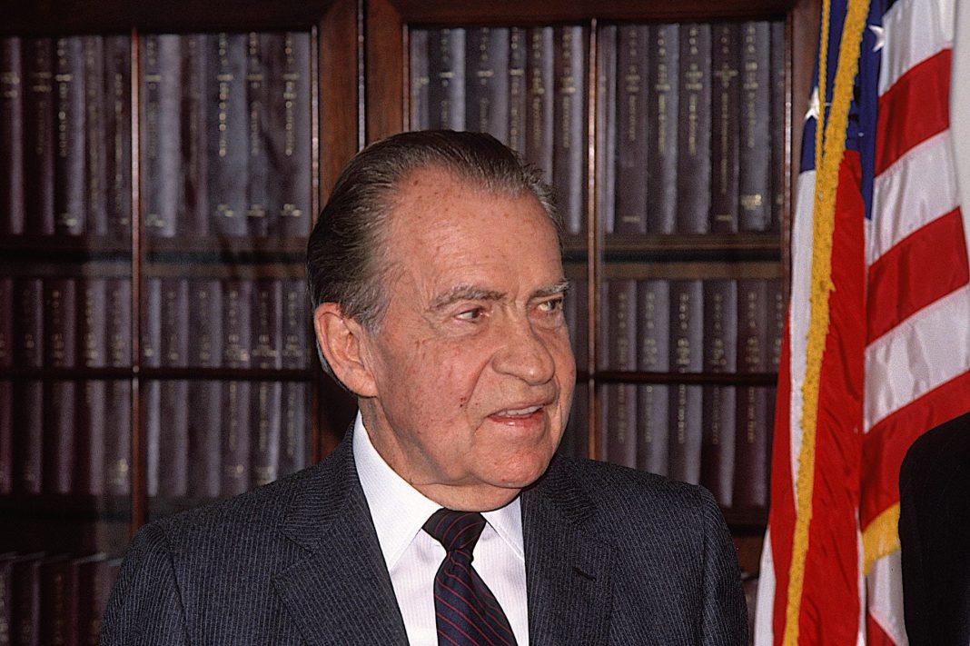 Από το Watergate στο TikTok: Γιατί η Gen Z της Δεξιάς λατρεύει τον Ρίτσαρντ Νίξον
