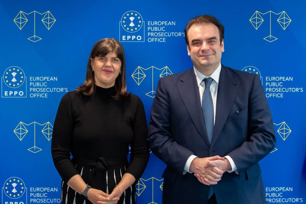 Συνάντηση Πιερρακάκη-Κοβέσι στο Λουξεμβούργο: Στο επίκεντρο η προστασία των ευρωπαϊκών πόρων, η διαφάνεια και η λογοδοσία
