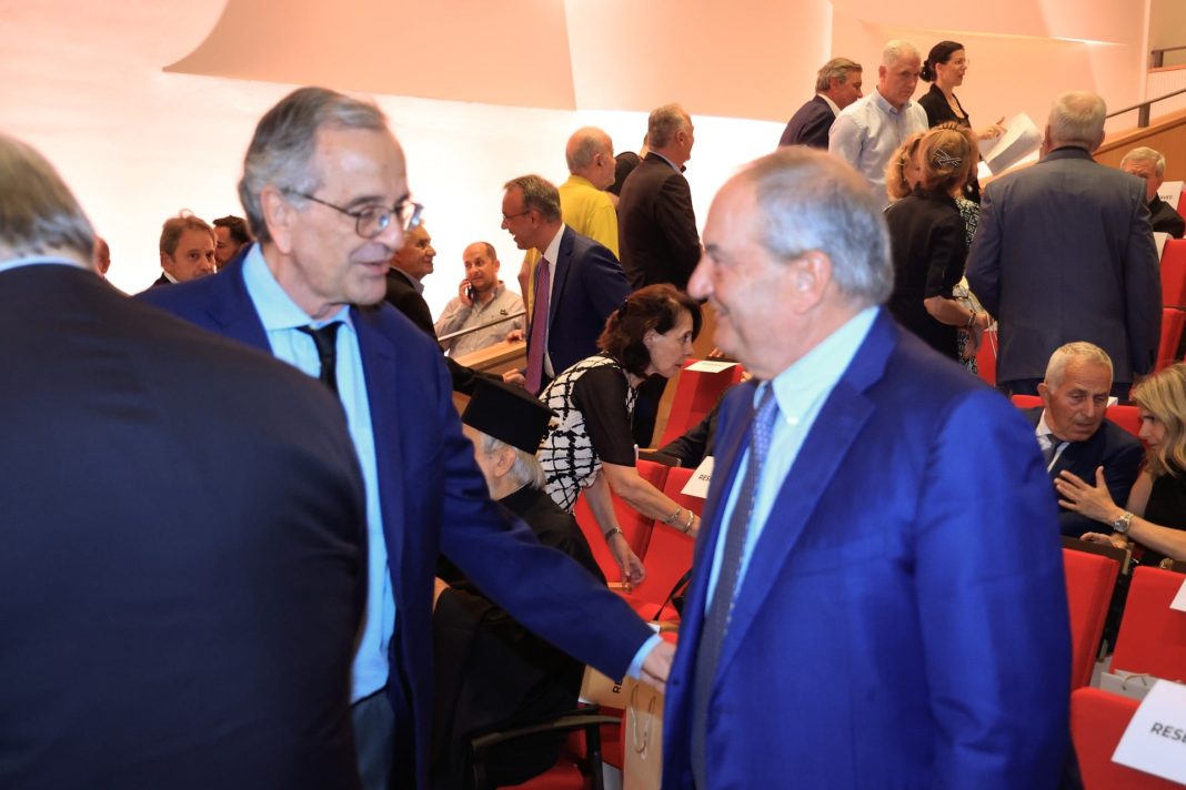 Ανοιχτή η συζήτηση για την διαδοχή Μητσοτάκη